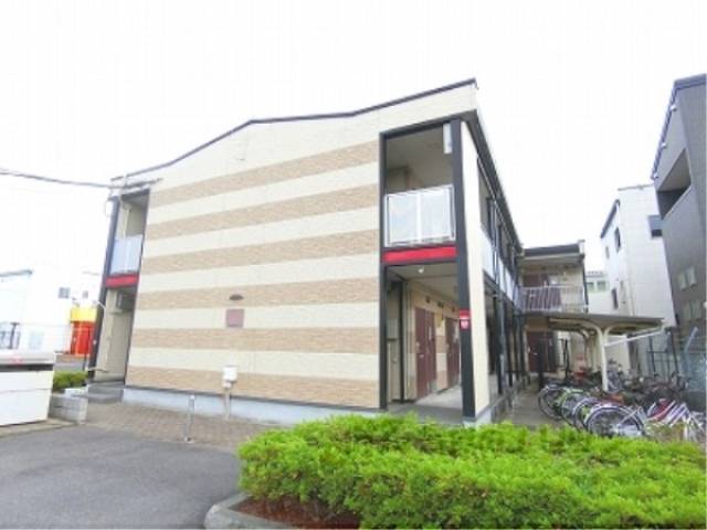 レオパレス八風外観写真3