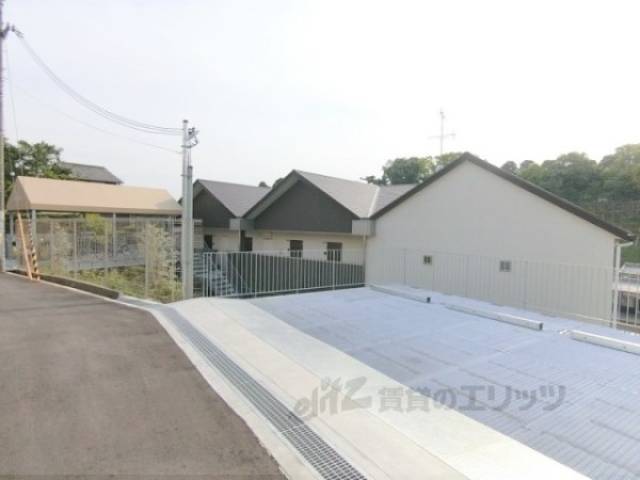 Ｏ．Ｃ．ＨＩＬＬＳ　ＳＨＯＥＩ外観写真2