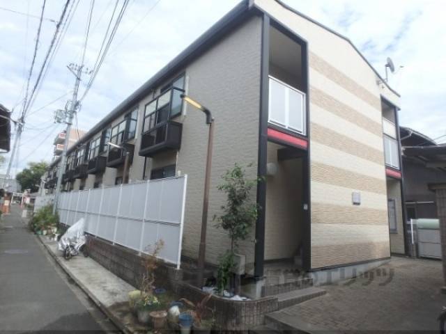 レオパレス長福の厨子外観写真1