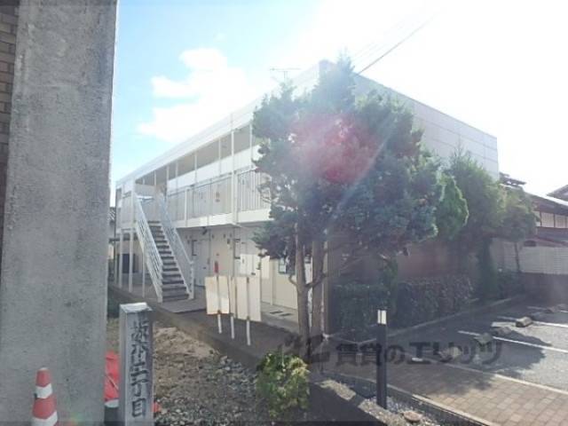 レオパレスサニーコート外観写真1