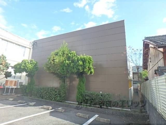 レオパレスサニーコート外観写真3