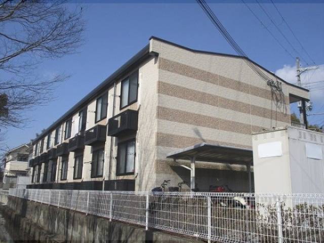 レオパレス雷古外観写真2