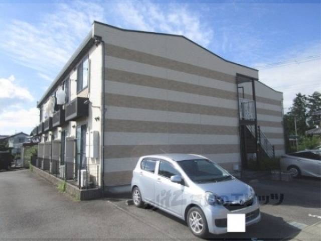レオパレスカサ　ビエンベニーダ外観写真1