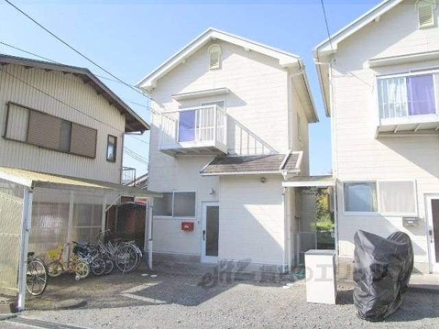 貸家外観写真1