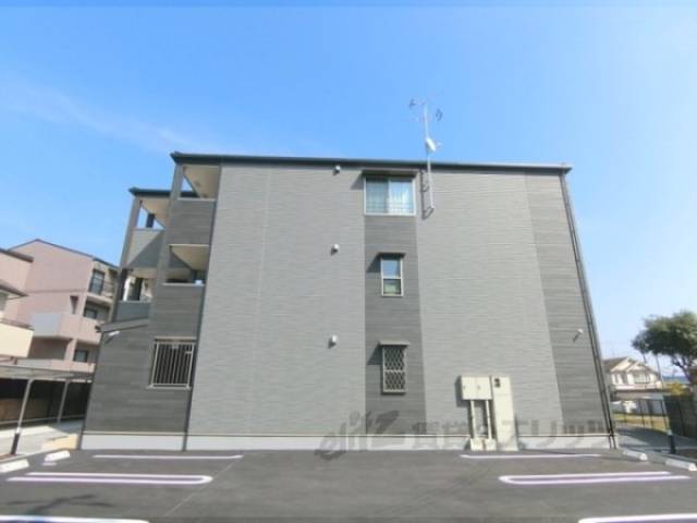 グランドゥール京田辺外観写真2