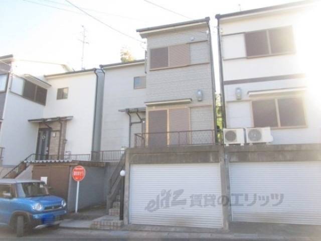貸家外観写真1