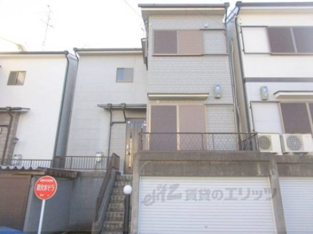 貸家外観写真2