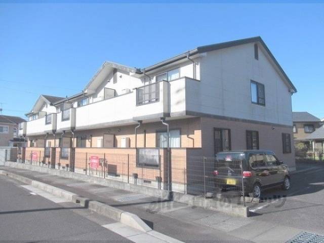 クレセールイマムラ外観写真1