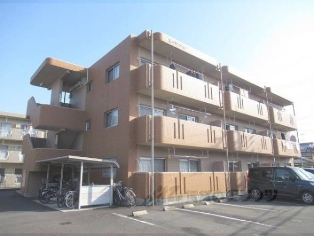 第一マンション外観写真1