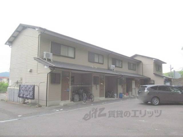 ハイツ岡入外観写真1