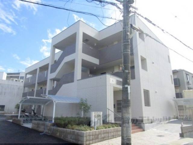 ドミール長岡京外観写真1