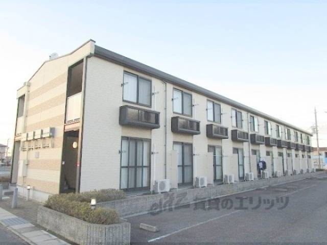 レオパレスＭｒ＆Ｍｒｓ　Ｋ外観写真1