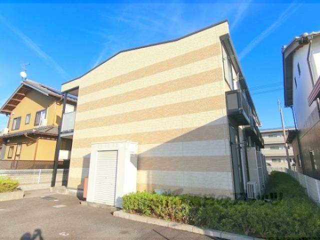レオパレス九里外観写真2