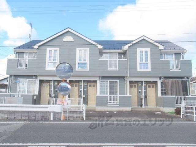 ピリアー外観写真1