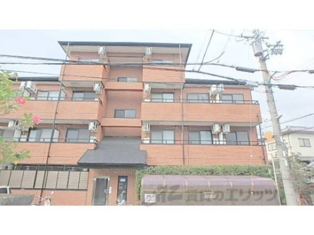 アイリスウエスト外観写真3