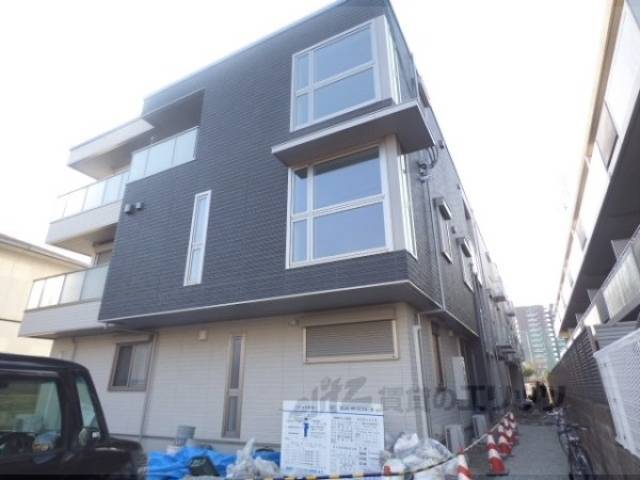 シャーメゾンルミエール外観写真2