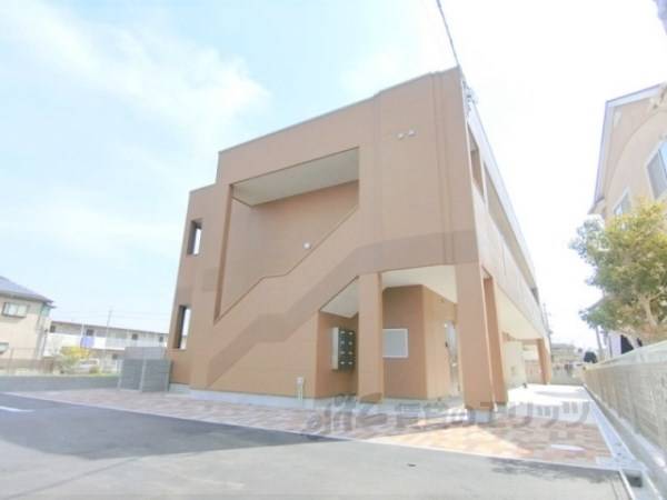 121038の外観写真