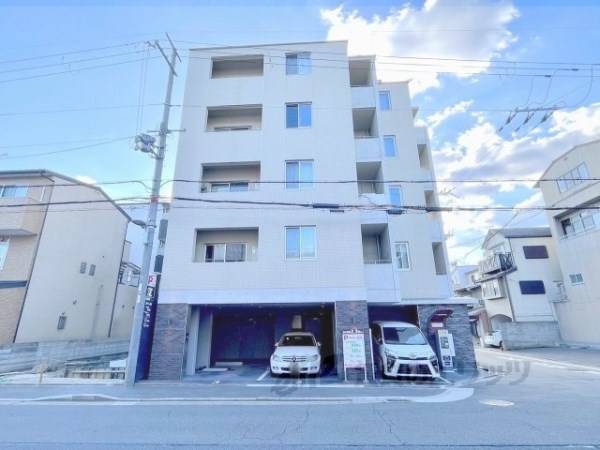 121572の外観写真