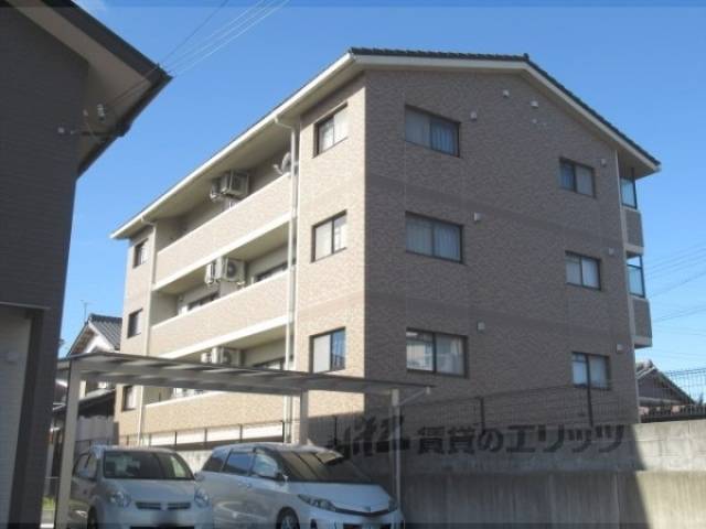 ヒルトップ名坂外観写真1