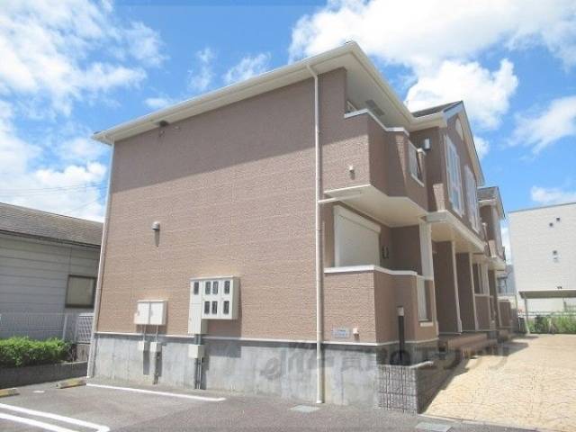 ファースト　コート外観写真2