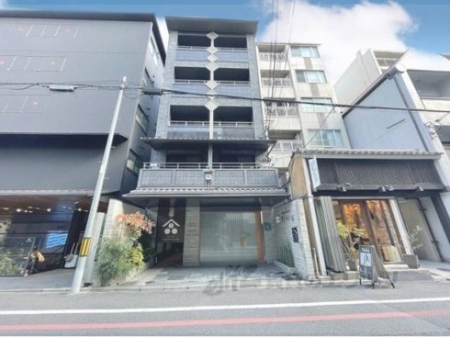 バウハウス富小路三条外観写真1