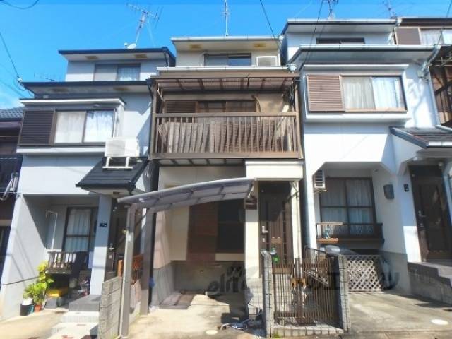 貸家外観写真1