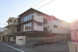 Ｒｉｖｉｅｒｅ　Ｇａｕｃｈｅ御所西外観写真