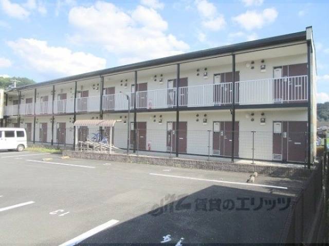 レオパレスアクア外観写真2