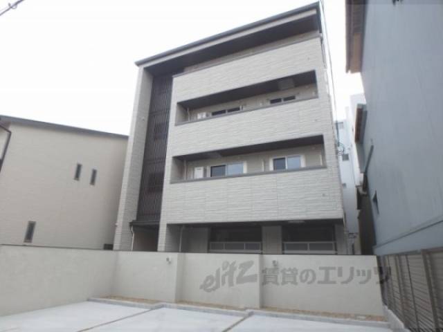 レフィシア西院外観写真2