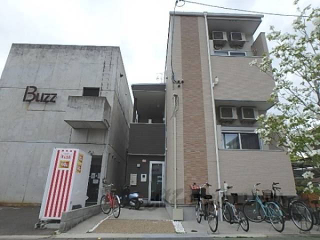 GISEMENT ACIER外観写真2