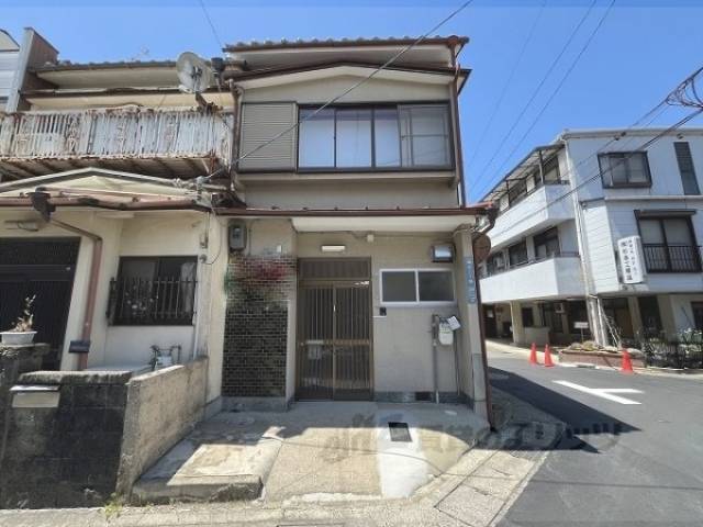 貸家外観写真1