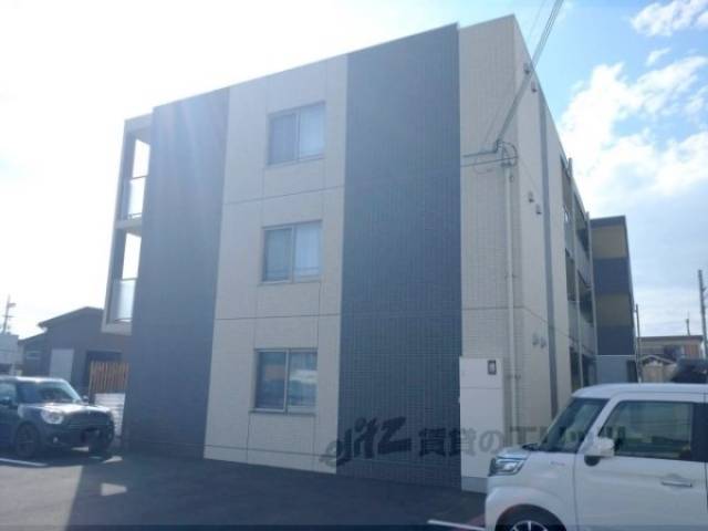 クレシタ近江外観写真2