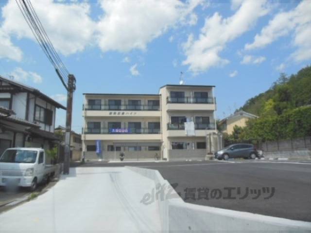 信和岩倉ハイツ外観写真1