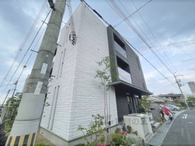 シャーメゾンレジデンス学園北外観写真2