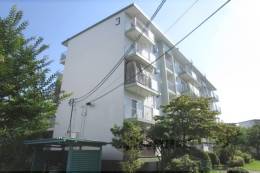 びわ湖美空団地3号棟外観写真