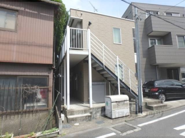 レオパレスＢａｎｂａ外観写真3