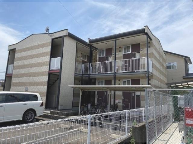 レオパレスグリーンローズ外観写真3