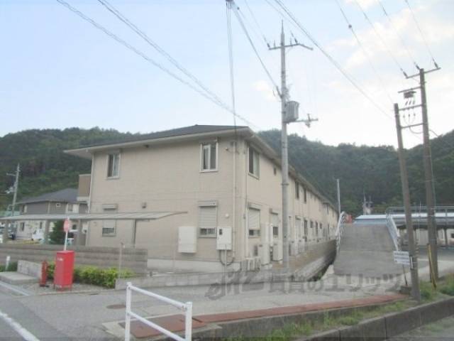 ロイヤルタウン篠山口Ｂ棟外観写真3