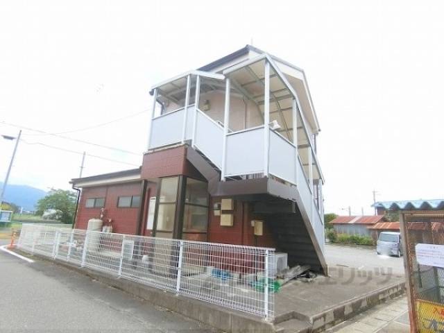 メゾンサープラス西堀C外観写真2