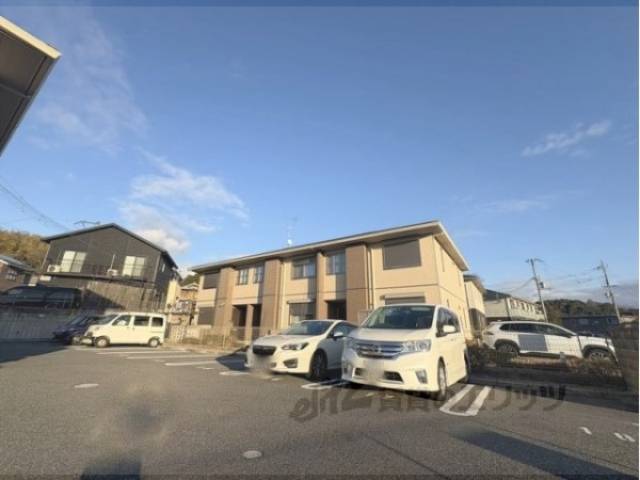 ラテール平城A外観写真1