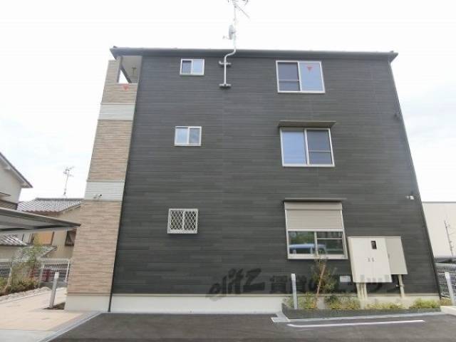 パレス藤阪東外観写真1