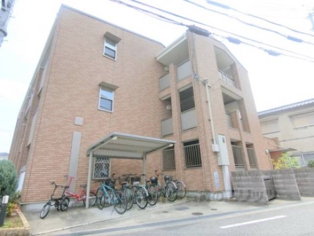 エストレージャ外観写真1