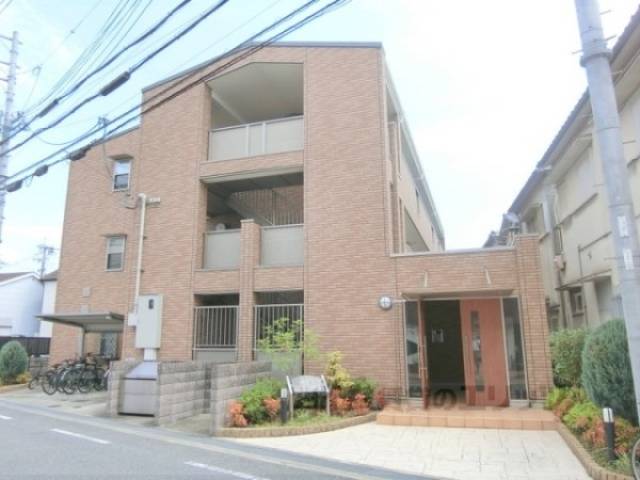 エストレージャ外観写真2