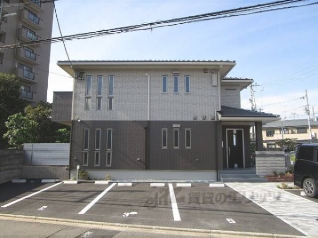 ユアメゾン伏見外観写真2