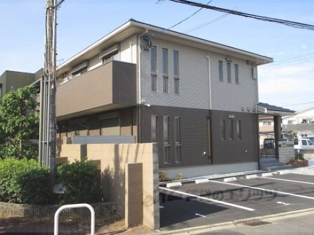 ユアメゾン伏見外観写真3