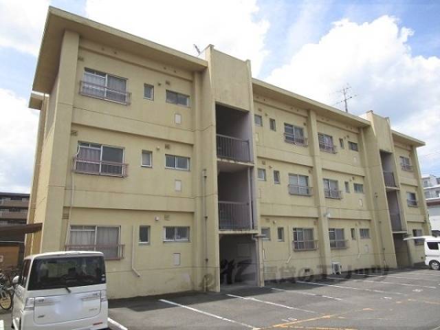 かずみマンション外観写真2