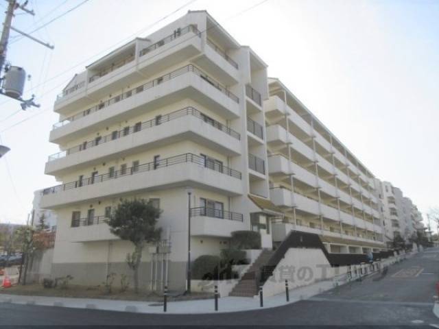 高の原駅西団地15号棟外観写真1