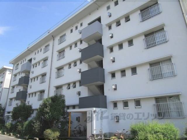 桃山南団地35号棟外観写真3