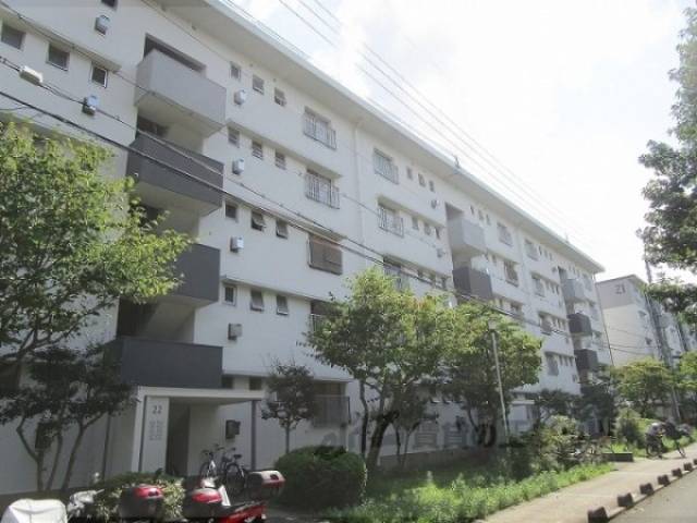 桃山南団地22号棟外観写真2