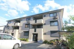 ベル・デ・カーサ枚方公園１番館外観写真